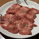 上野手 焼肉店 - 