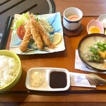 Washoku Resutoran Sumairu Hinataya - 黒豚豚汁&エビフライ定食