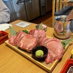 焼肉一心たん助 - 