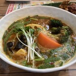 Soup curry tom tom kikir - ニラキーマ豆腐@1,480円込