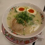 餃子の王将 - 牛骨ラーメン