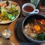 吉座 三井アウトレットパーク多摩南大沢店 - 