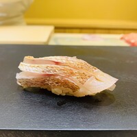 兄弟寿し - ② カスゴ（チダイ）