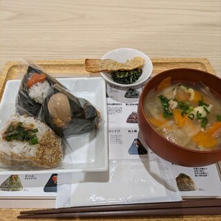 ごちそうおむすび膳七_1