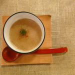 中村屋 - 全粒粉の焦がしスープ