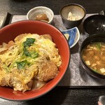 Obana - ヒレカツ丼、小鉢で飲めます