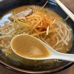 Kuruma Ya Ramen - 味噌ラーメンと言えばこのスープ