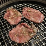 焼肉 拍手喝采 - 