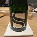 Kioicho Mitani - Seconde Simon Champagne Brut Grand Cru Cuvee “N” R.M.、辛口・白、ピノ・ノワールメインのシャンパンはスタートに相応しいキリッとした味わい
