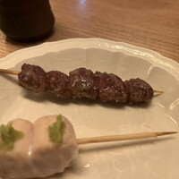 焼き鳥とワイン 萬鳥 祇園店 - 串物