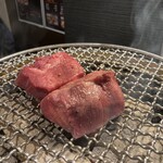 月島焼肉 牛タン処 兎月 - 