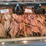 四日市ヒモノ食堂 - アジやシマホッケ
