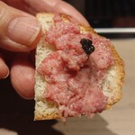 完全個室焼肉 GYU - 生肉?とキャビアでしょうか。わからない(笑)