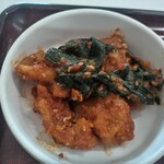 四日市ヒモノ食堂 - 鶏の味噌和え 旨いよ
