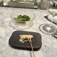 フレンチ串揚げ BEIGNET 大阪･ウメシバ - ブルーチーズロックフォールの串揚げ