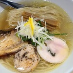 トリスタンダード - トリラーメン/塩770円