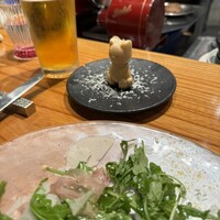 ピザダヴィンチトウキョウ - レバーペーストを最中で