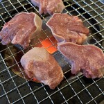 市川ホルモン - 