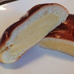 Boulangerie K YOKOYAMA  - 石窯クリームパン 160円