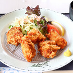 アルファ津田カントリークラブ - 鶏の唐揚げ