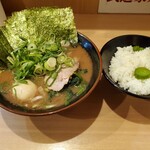 Budouka Kento - 特製ラーメンとライス