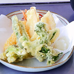 アルファ津田カントリークラブ - 海老と山菜の天ぷら