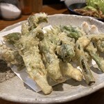 居酒屋 たかまさ - 山菜天ぷら