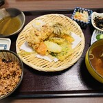 お食事処 俵屋 - 