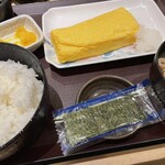 Yaesu Hatsufuji - 朝食シリーズ　玉子焼き定食680円　ふわふわの作りたて、この値段は本当に有り難い。