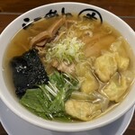 Ramen Kou - あご塩鶏ワンタン麺
