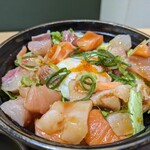 海鮮丼専門店 魚とおこめとドンブリと - 