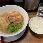 麺屋やまひで 奈良本店 - 