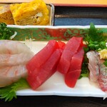 Nijino Oka - お刺身アップ♫鯛、鮪、アジ、ホッキはいずれも新鮮✨特にホッキが柔らかくて美味でした(｡uωu)♪