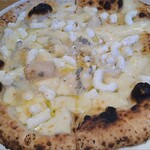 PIZZERIA LUNA E MARE - はちみつとの相性バツグン！