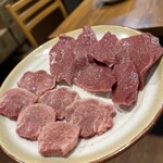 炭火焼肉ホルモンさわいし - 