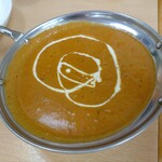 クイーンガーデン - 連れが頼んだキーマカレー辛さ普通です。
      美味い美味いってあっと言う間に平らげて、ご飯お代わりしてました(笑)