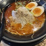 ろくの家 - 肉六黒ラーメン