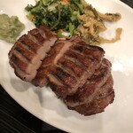 牛タン焼専門店 司 東口ダイワロイネットホテル店 - 牛タン　肉厚！