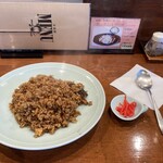 洋食屋 New 狸 - 金沢の洋食といえば狸のヤキメシ