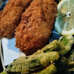 かず坊 - カニクリームコロッケ　　アスパラの天ぷら添え