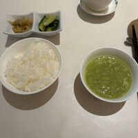 中国飯店 市ヶ谷店 - そら豆と卵のスープ