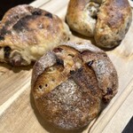 モモチャミブレッド - 