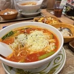 太陽のトマト麺withチーズ - 