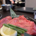 炭火焼肉 にく式 - 