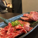 炭火焼肉 にく式 - 