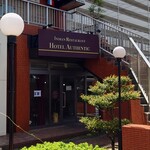 HOTEL AUTHENTIC - 
