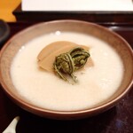 teuchisobashouchikuammasukawa - 蕎麦がき in 筍の摺り流し ぜんまい