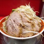 ラーメン タロー 五反田の陣 - 小ラーメン豚入り1,000円（野菜マシ、アブラ、削り節）