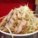 ラーメン タロー 五反田の陣 - 小ラーメン豚入り1,000円（野菜マシ、アブラ、削り節）