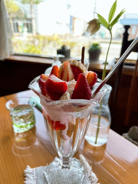 エーデルワイス 工業高校前 十和田市の喫茶店